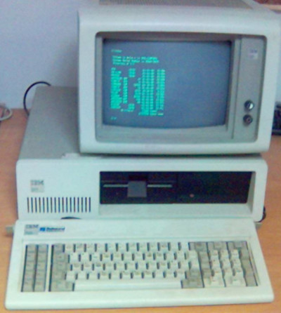 Komputer klasy IBM PC z procesorem Intel 80286