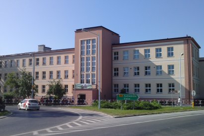 Budynek szkoy po termomodernizacji - czerwiec 2010r.